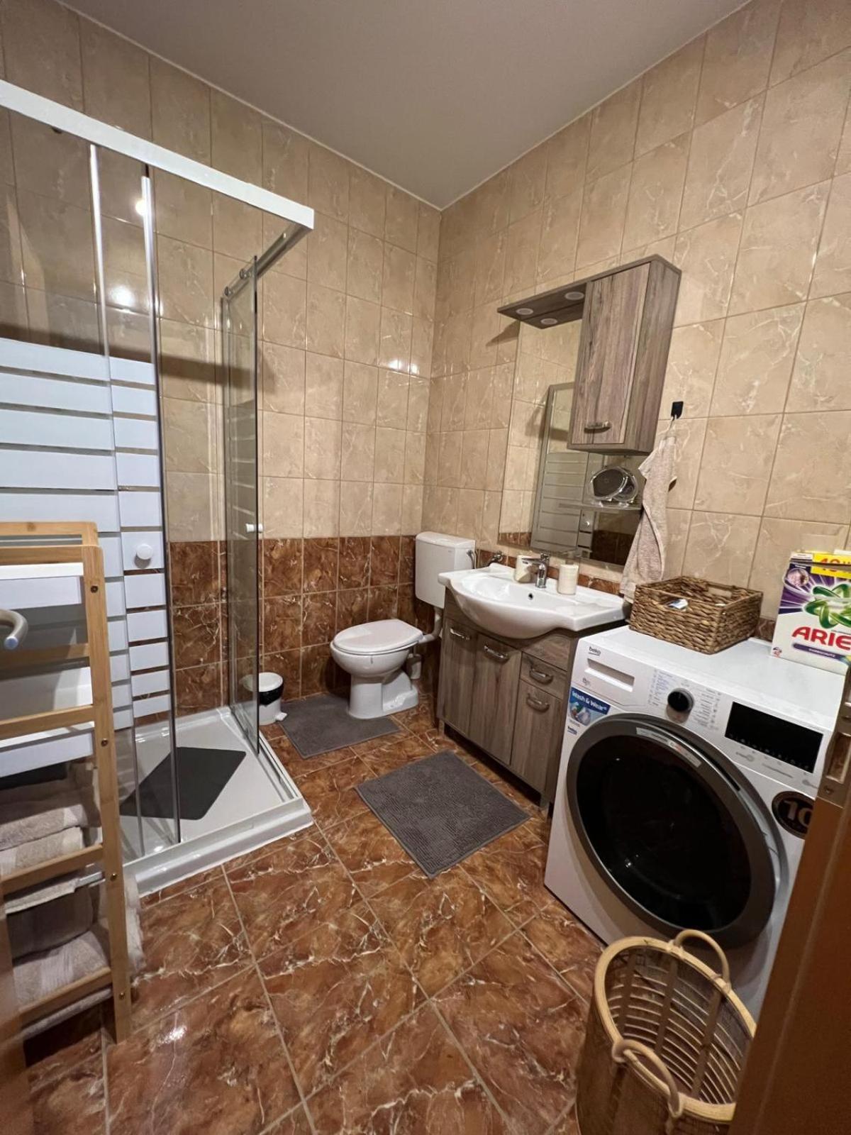 Centralpark Suites Maribor Exteriör bild